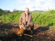 Josep Vila amb el cabirol caçat a Santa Pau el 23 de juny de 2013